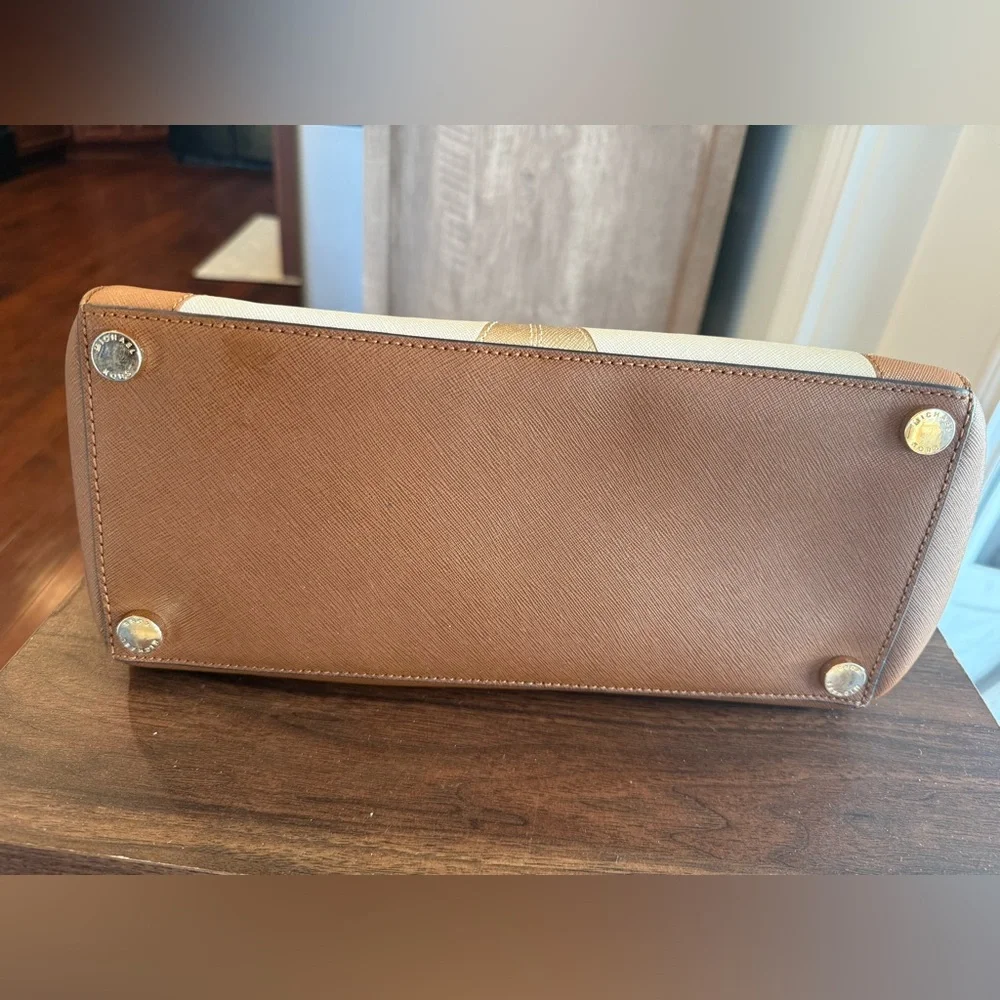 Michael Kors Brown, Cream and Tan Floral Patchwork Tote - Picture 5 of 7